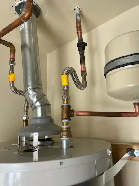 Water heater installation and plumbing repair in Belle View